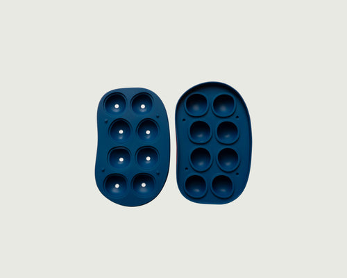 Blackberry::Pebble Ice Tray  blue  top