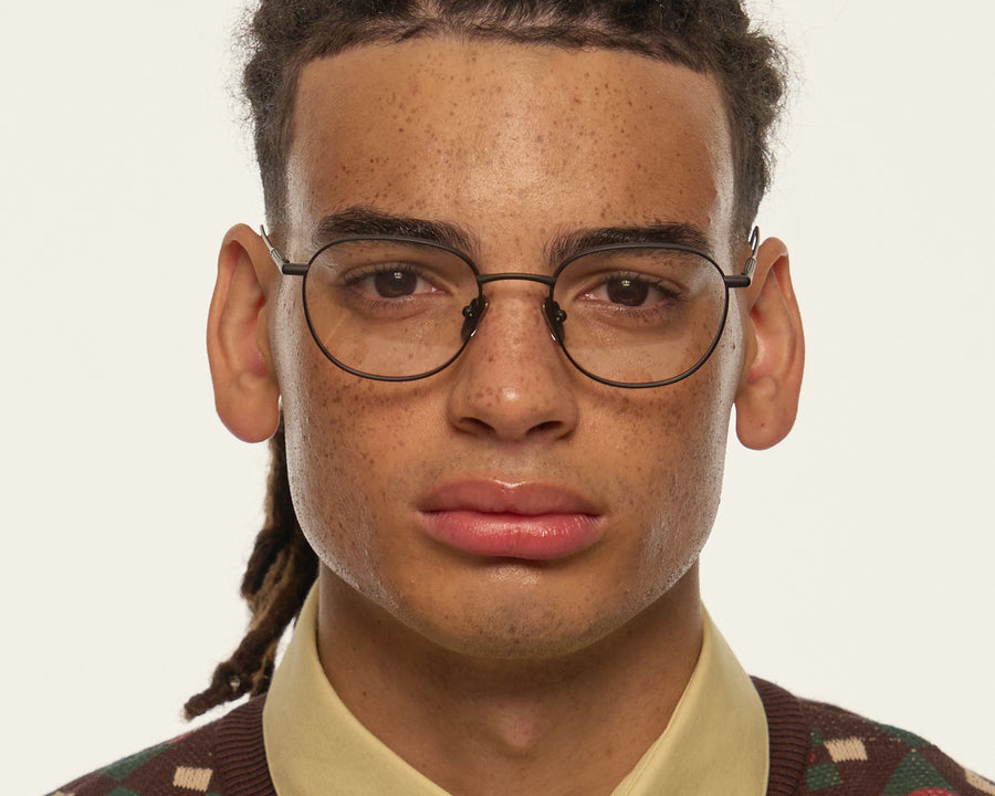 men Georgie Eyeglasses round black titanium