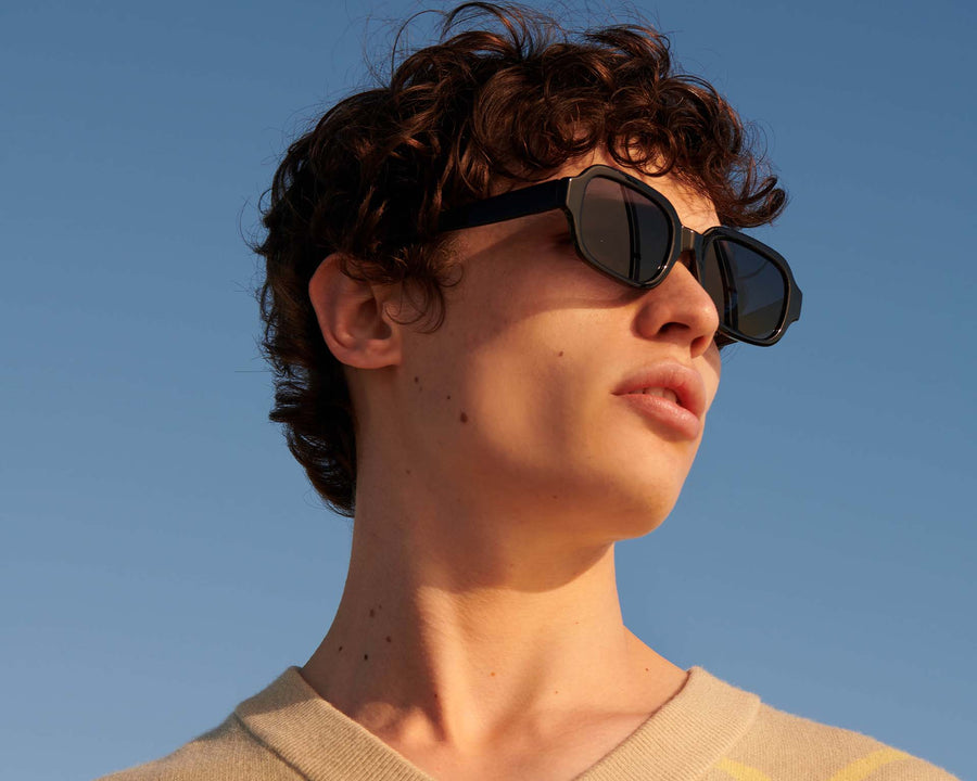 men Bobbi Sunglasses square black recycled polyester