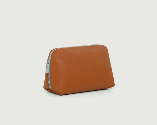 Caramel::Travel Pouch  brown  front diagonal