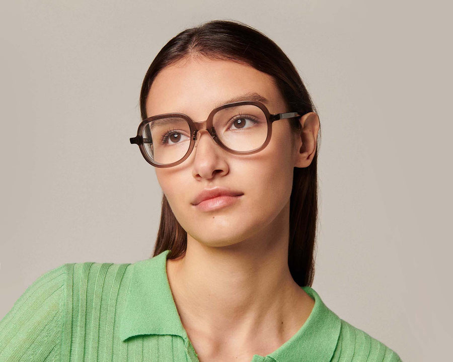 women Apollo Eyeglasses round black bioacetate