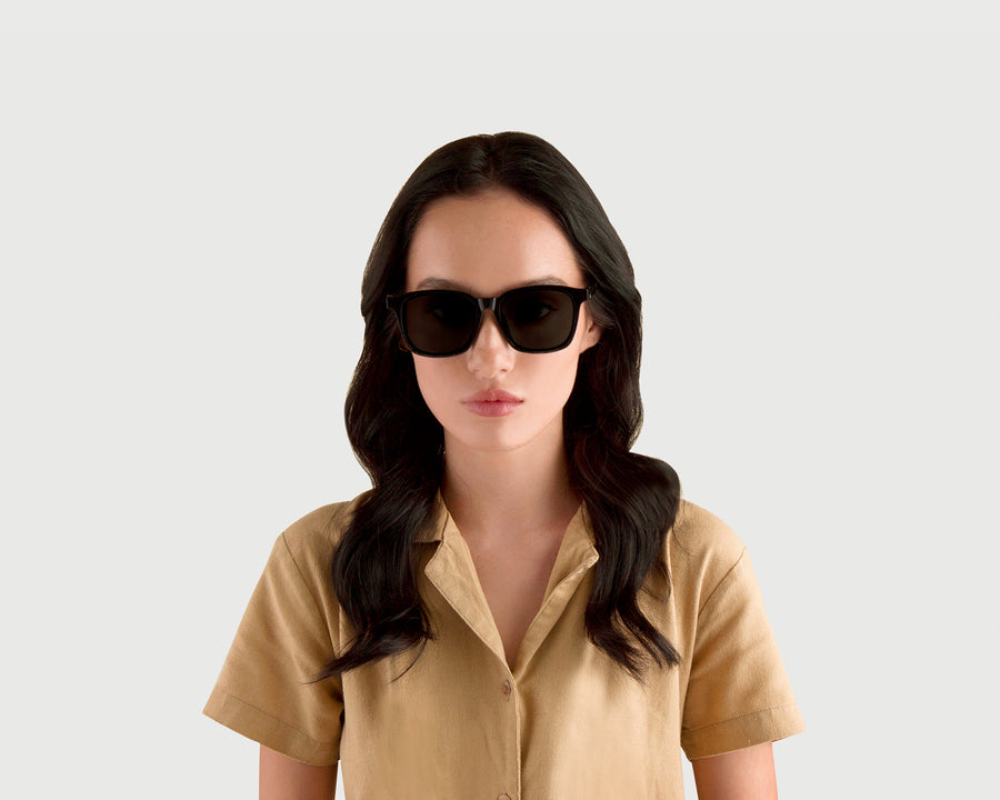 women Bennett Sunglasses square black plastic (4687760097334)